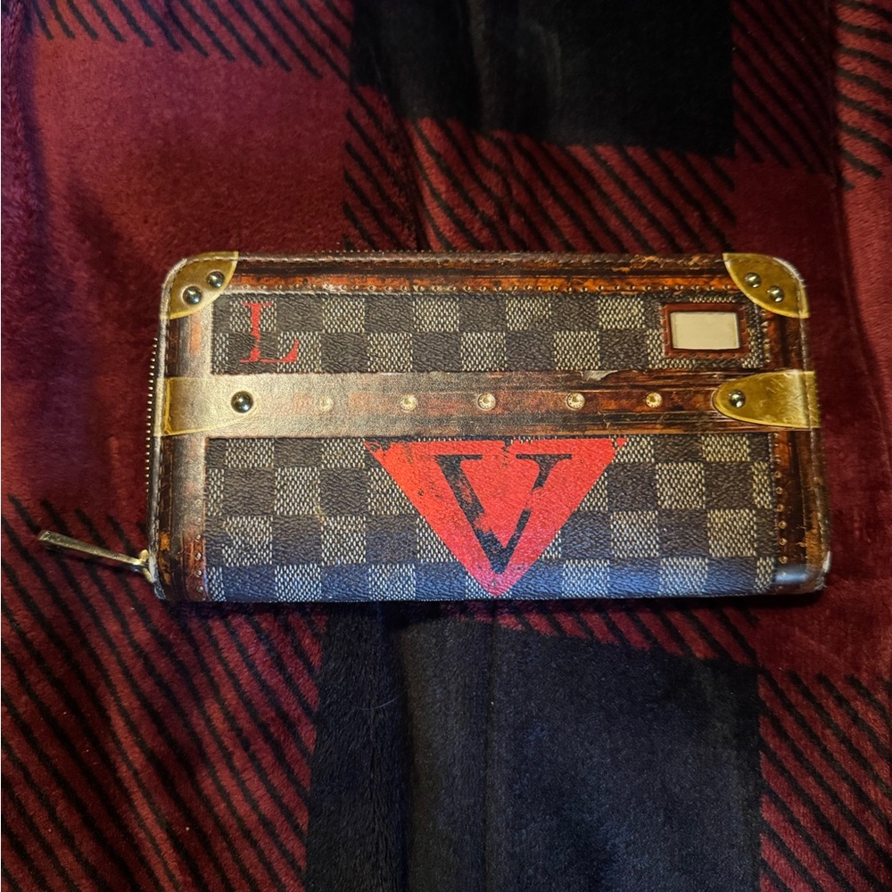 LV limited design Trunk Wallet